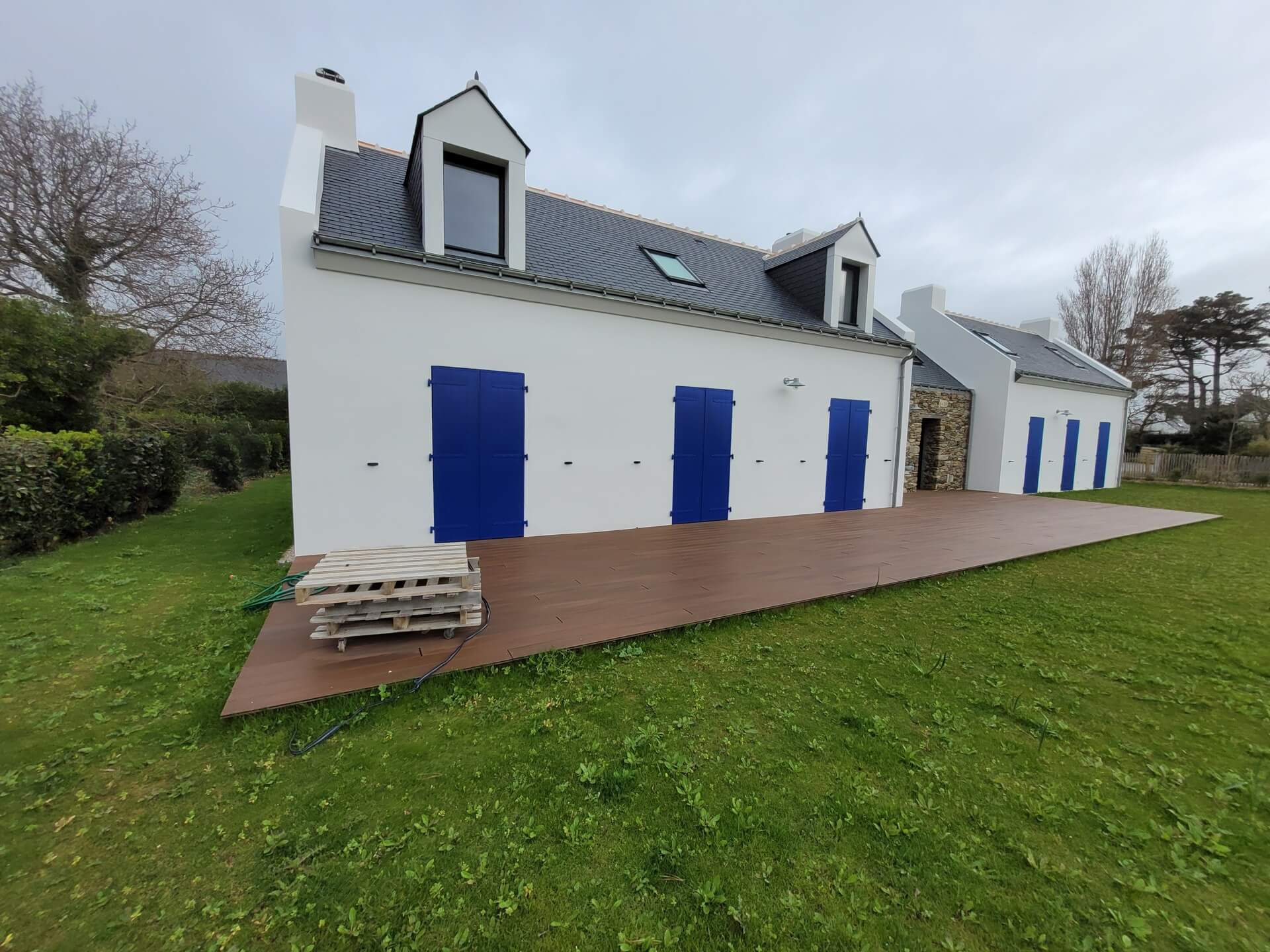 Création de terrasse en bois à Belle Ile en Mer par Stéphane Samzun